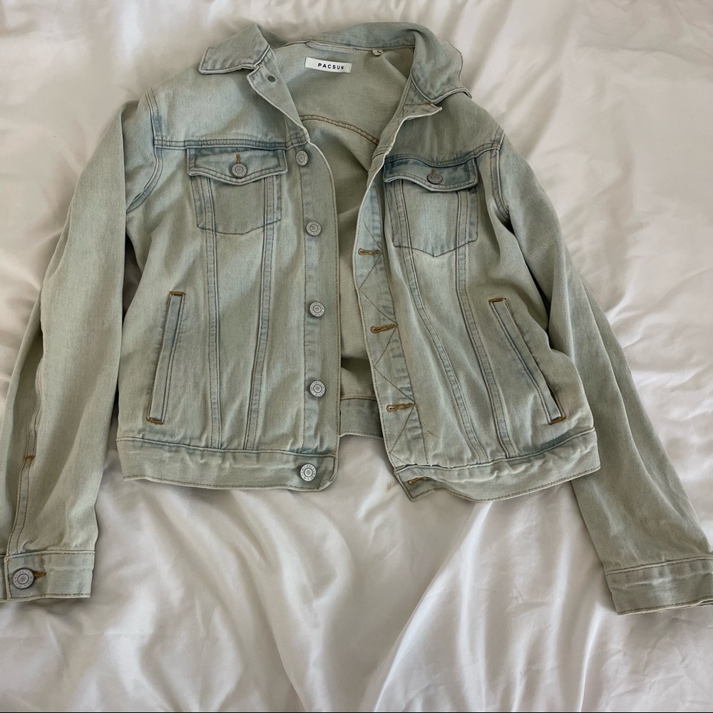 PacSun Light Wash Denim Jacket